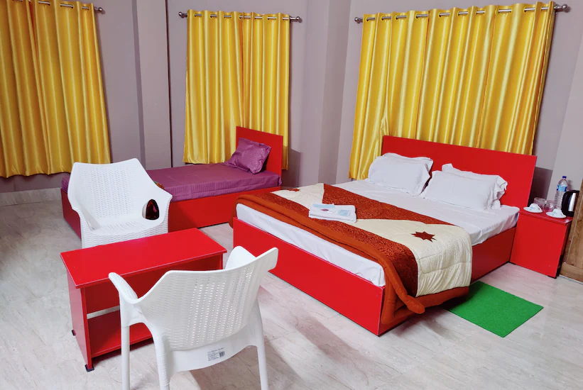 Mahalaxmi Home Stay | River view AC suite room